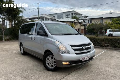 Silver 2010 Hyundai Imax Wagon