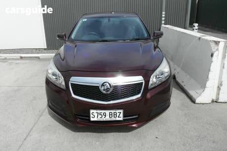 Red 2014 Holden Malibu Sedan Cd