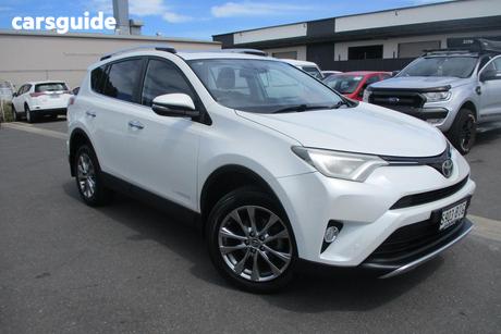 White 2015 Toyota RAV4 Wagon Cruiser (4X4)