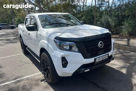White 2021 Nissan Navara Dual Cab Pick-up Sl (4X2)