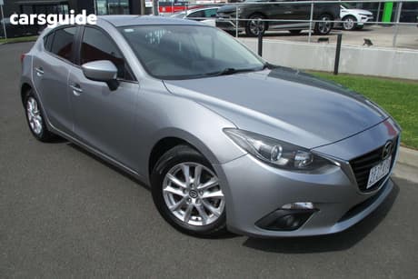 Silver 2015 Mazda 3 Hatchback Maxx
