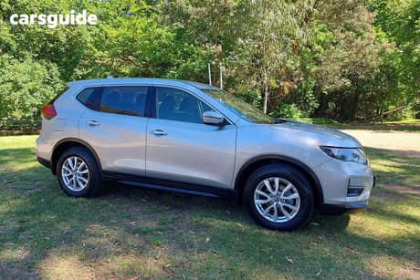 Silver 2017 Nissan X-Trail Wagon St (Fwd)
