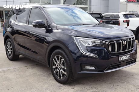 Blue 2025 Mahindra XUV700 Wagon Ax7L