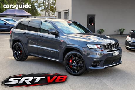 Grey 2017 Jeep Grand Cherokee Wagon Srt (4X4)