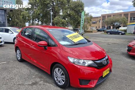 Red 2015 Honda Jazz Hatchback Vti