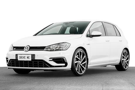White 2018 Volkswagen Golf Hatchback R