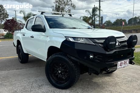 White 2021 Mitsubishi Triton Double Cab Pick Up Glx (4X4)
