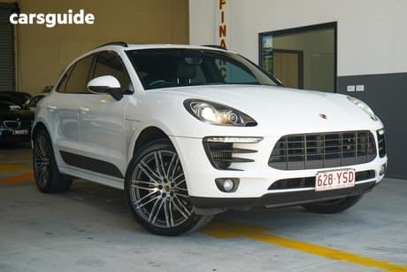 White 2014 Porsche Macan Wagon S