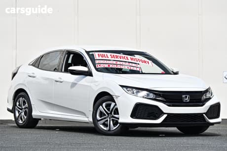White 2018 Honda Civic Hatchback Vti