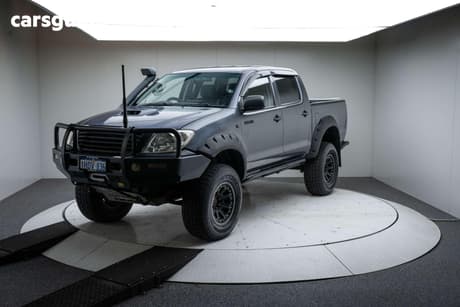 Grey 2009 Toyota Hilux Dual Cab Pick-up Sr5 (4X4)