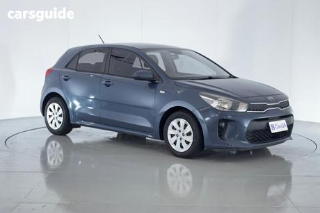 Blue 2017 Kia RIO Hatchback S