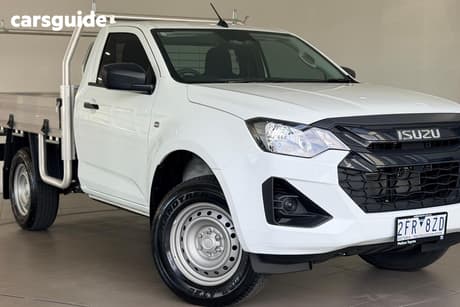 White 2026 Isuzu D-MAX Cab Chassis Sx (4X4)