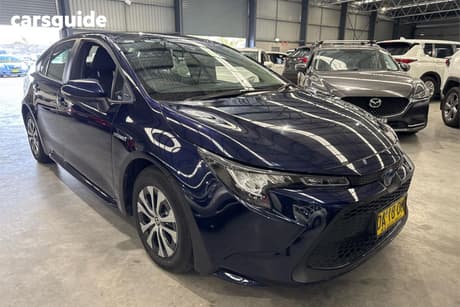 Blue 2021 Toyota Corolla Sedan Ascent Sport (Hybrid)