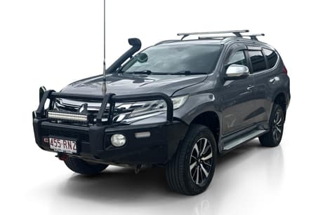 Grey 2016 Mitsubishi Pajero Wagon Gls Lwb (4X4)