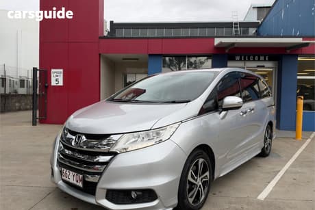 Silver 2016 Honda Odyssey Wagon Vti-L