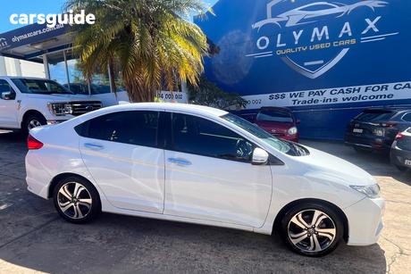 White 2016 Honda City Sedan Vti-L