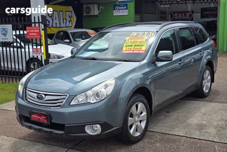 Green 2011 Subaru Outback Wagon 2.5I Premium (Sat-Nav)
