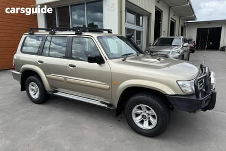 Gold 2003 Nissan Patrol Wagon St-L (4X4)