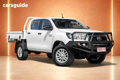 White 2019 Toyota Hilux Double Cab Chassis Sr (4X4)