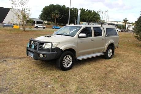 Gold 2012 Toyota Hilux Dual Cab Pick-up Sr5 (4X4)
