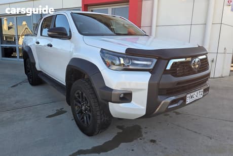 White 2024 Toyota Hilux Double Cab Pick Up Rogue (4X4)