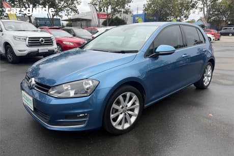 Blue 2015 Volkswagen Golf Hatchback 110 Tdi Highline