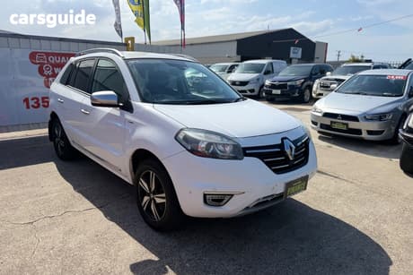 White 2015 Renault Koleos Wagon Bose Se (4X2)
