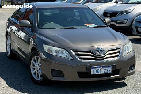 Brown 2011 Toyota Camry Sedan Altise