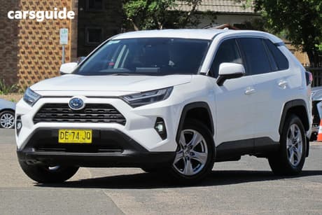 White 2022 Toyota RAV4 Wagon Gx (Awd) Hybrid