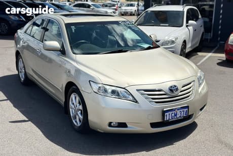 Silver 2006 Toyota Camry Sedan Grande