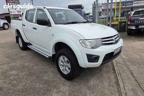 White 2014 Mitsubishi Triton Double Cab Utility Glx (4X4)