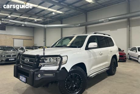 White 2019 Toyota Landcruiser Wagon Lc200 Gxl (4X4)