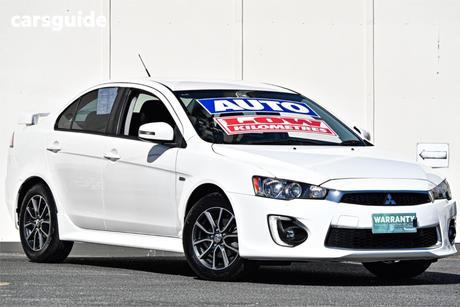 White 2016 Mitsubishi Lancer Sedan Es Sport