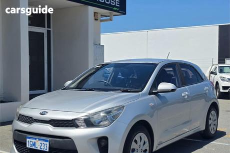 Silver 2018 Kia RIO Hatchback S