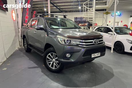 Grey 2016 Toyota Hilux Dual Cab Utility Sr5 (4X4)
