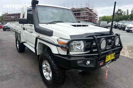 White 2008 Toyota Landcruiser Cab Chassis Workmate (4X4)