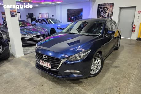 Blue 2018 Mazda 3 Hatchback Maxx Sport