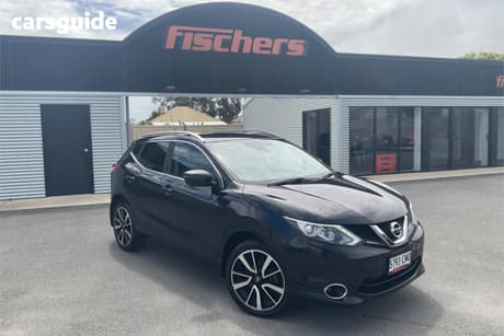 Black 2016 Nissan Qashqai Wagon Ti (4X2)