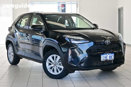 Black 2024 Toyota Yaris Cross Wagon Gx Hybrid