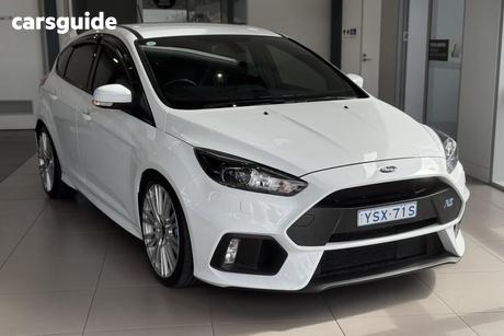 White 2017 Ford Focus Hatchback Rs
