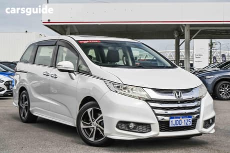 White 2016 Honda Odyssey Wagon Vti-L