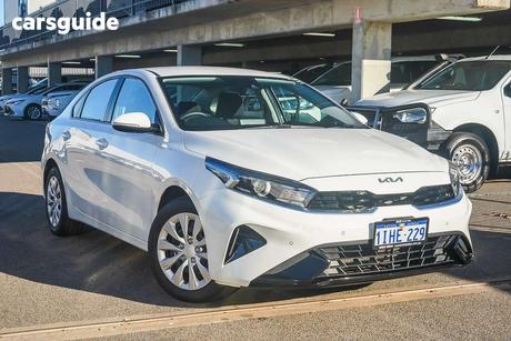 White 2024 Kia Cerato Sedan S