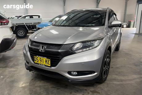 Silver 2015 Honda HR-V Wagon Vti-L