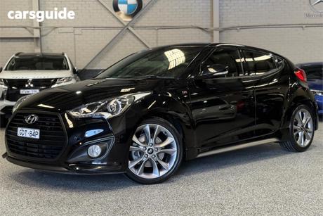 Black 2017 Hyundai Veloster Coupe Sr Turbo