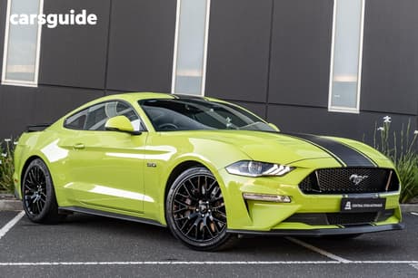 Green 2020 Ford Mustang Fastback Gt 5.0 V8