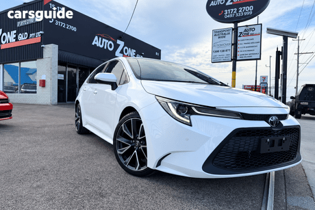 White 2020 Toyota Corolla Sedan Zr