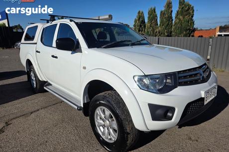 2013 Mitsubishi Triton Double Cab Utility Glx (4X4)