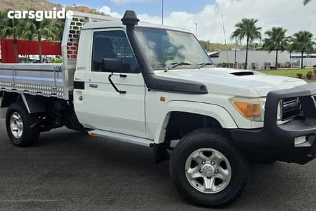White 2012 Toyota Landcruiser Cab Chassis Gxl (4X4)