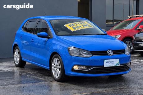 Blue 2015 Volkswagen Polo Hatchback 81 Tsi Comfortline
