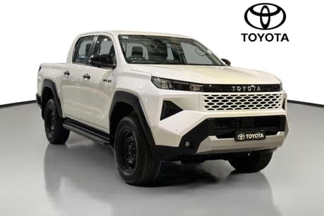 White 2026 Toyota Hilux Double Cab Pick Up Sr5 48V (4X4)